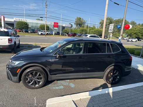 Used 2022 Volkswagen Tiguan SE image 4