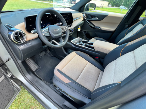 New 2026 Chevrolet Equinox ACTIV w/ Convenience Package III image 26