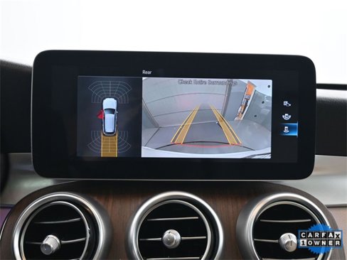 Used 2022 Mercedes-Benz GLC 300 image 7