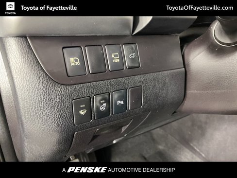 Used 2017 Toyota Highlander Limited image 30