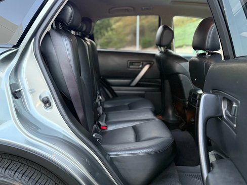 Used 2005 INFINITI FX35 AWD w/ (U01) Technology Pkg image 25