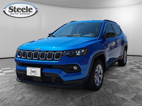 New 2025 Jeep Compass Latitude image 1