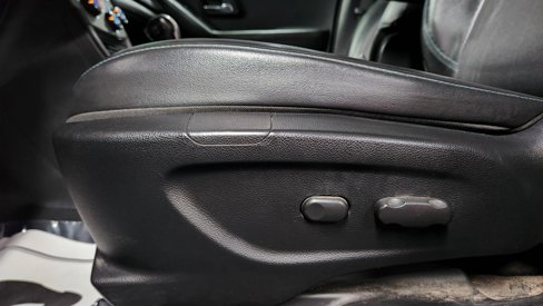 Used 2016 Chevrolet Trax LT w/ LT Convenience Package image 10
