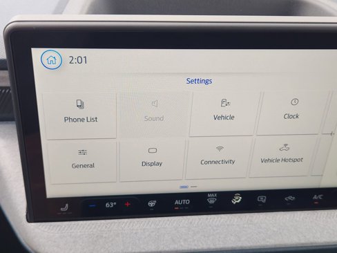 New 2025 Ford Maverick XLT w/ XLT Luxury Package image 12