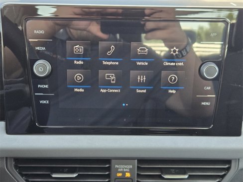 New 2025 Volkswagen Jetta SE image 13
