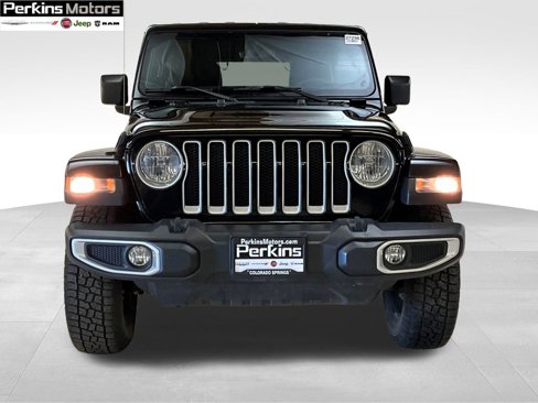 Used 2023 Jeep Wrangler Sahara image 2