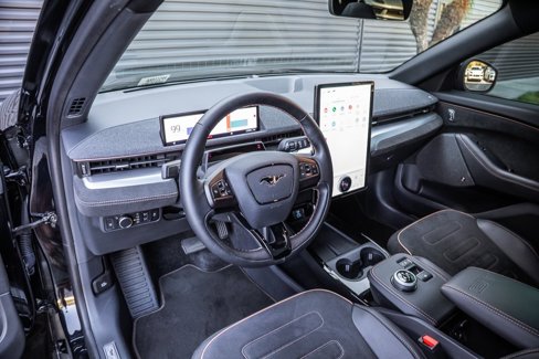 Used 2022 Ford Mustang Mach-E GT image 4