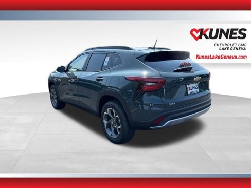 New 2025 Chevrolet Trax LT w/ Driver Confidence Package image 7