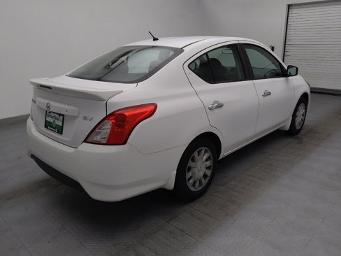 Used 2015 Nissan Versa SV image 9
