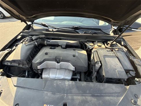 Used 2015 Chevrolet Impala LT w/ Convenience Package image 26