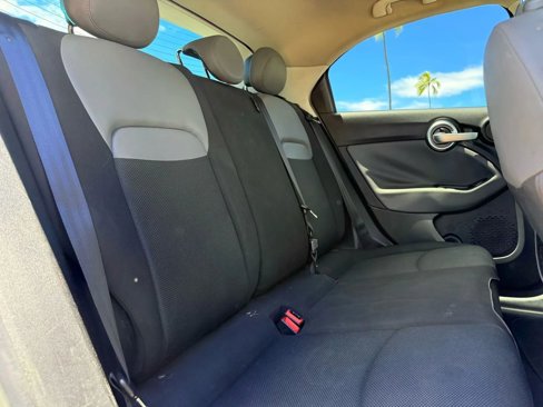 Used 2016 FIAT 500X Easy image 12