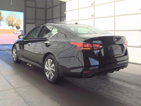 Certified 2020 Nissan Altima 2.5 S image 4