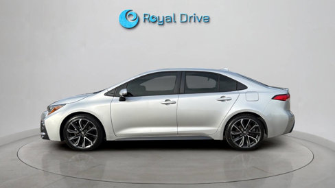 Used 2022 Toyota Corolla SE image 2