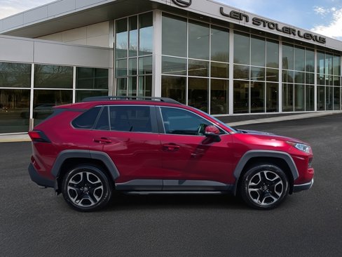 Used 2019 Toyota RAV4 Adventure image 3