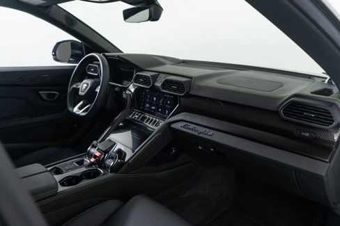 Used 2022 Lamborghini Urus image 35