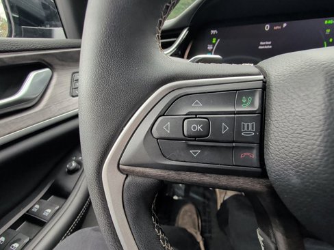 Used 2022 Jeep Grand Cherokee Limited 4xe image 21