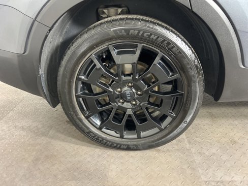 Used 2021 Kia Telluride SX w/ SX Prestige Package image 33