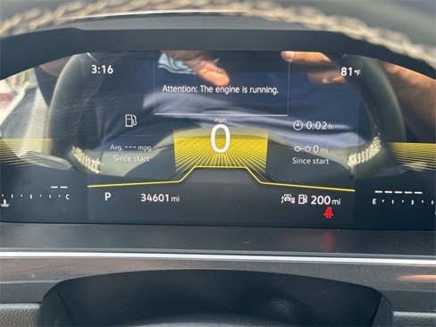 Certified 2023 Volkswagen Tiguan SE R-Line image 22