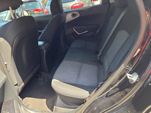 Used 2022 Kia Soul LX w/ Technology Package image 11