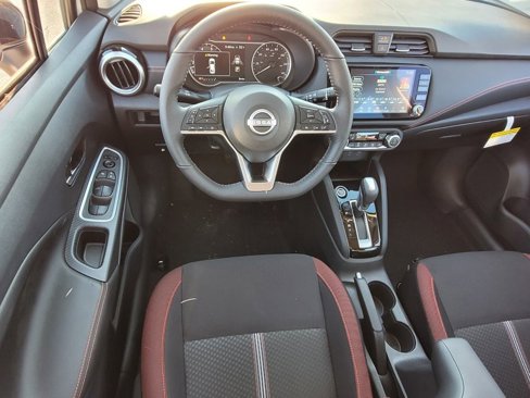 New 2025 Nissan Versa SR w/ Trunk Package image 10