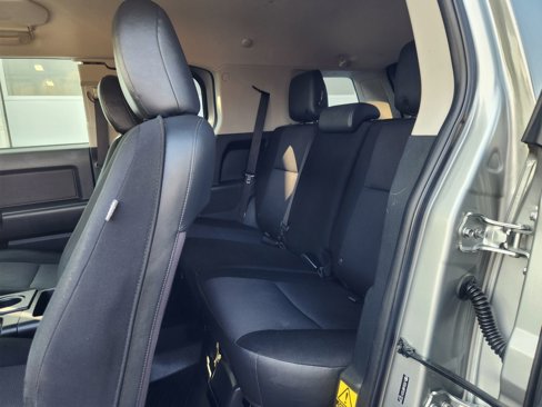 Used 2012 Toyota FJ Cruiser 4WD image 26