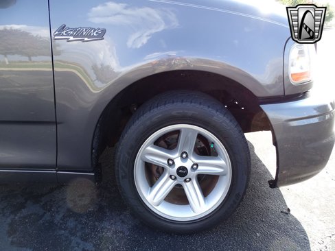 Used 2003 Ford F150 Lightning image 14