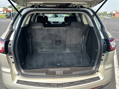 Used 2015 Chevrolet Traverse LT image 18