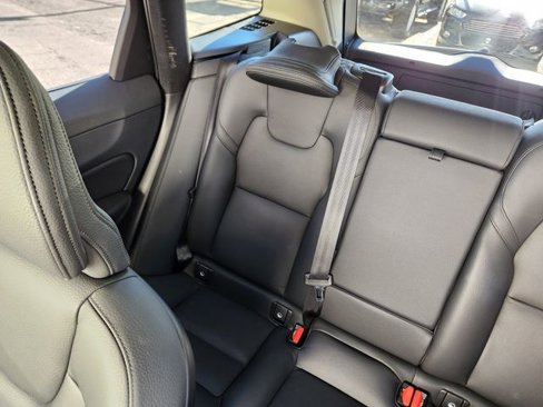 Certified 2025 Volvo XC60 B5 Plus image 13