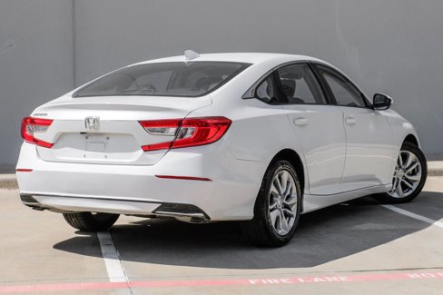 Used 2019 Honda Accord LX image 2