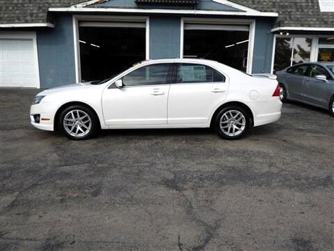 Used 2011 Ford Fusion SEL w/ 302A Rapid Spec Order Code image 2