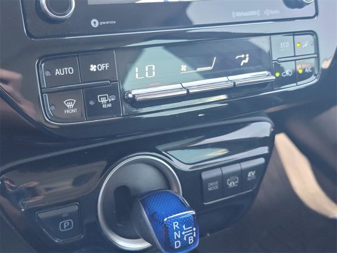 Used 2020 Toyota Prius Prime LE image 27