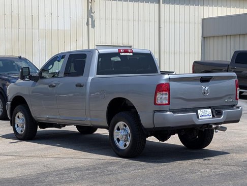 Used 2024 RAM 2500 Tradesman w/ Chrome Appearance Group image 6