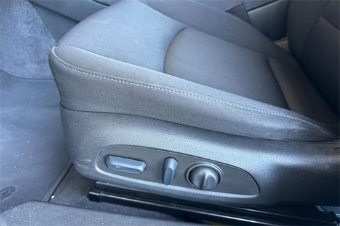 Used 2022 Chevrolet Malibu LT image 13