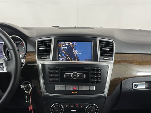 Used 2014 Mercedes-Benz ML 350 2WD image 17