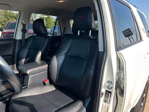 Used 2022 Toyota 4Runner TRD Off-Road Premium image 10