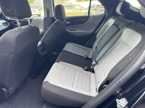 Used 2023 Chevrolet Equinox LS image 11