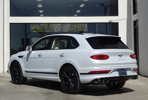 Used 2021 Bentley Bentayga image 5