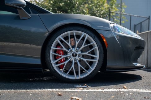 Used 2022 McLaren GT image 19
