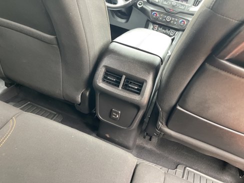 Used 2021 GMC Terrain SLE w/ Driver Convenience Package image 21