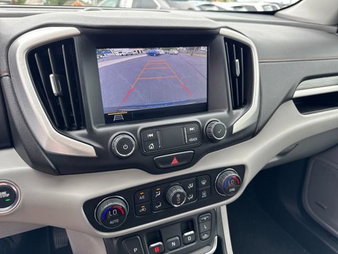 Used 2020 GMC Terrain SLT w/ Preferred Package image 20