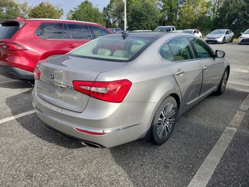 Used 2014 Kia Cadenza Premium w/ Luxury Package image 4