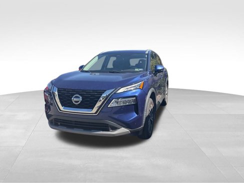 Used 2021 Nissan Rogue SV w/ Premium Package image 2