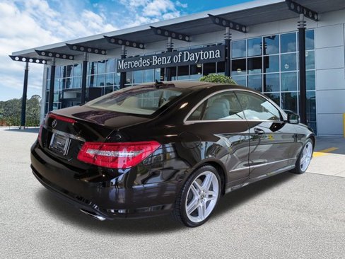 Used 2012 Mercedes-Benz E 550 Coupe image 4