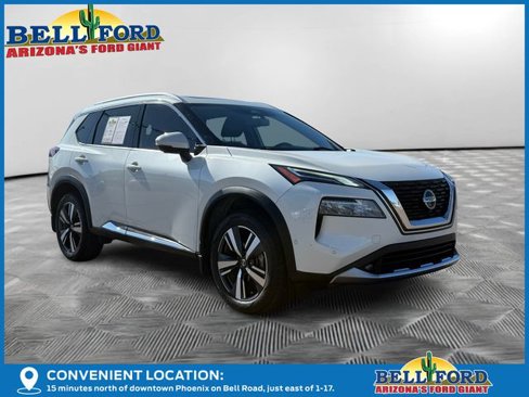 Used 2021 Nissan Rogue Platinum image 4