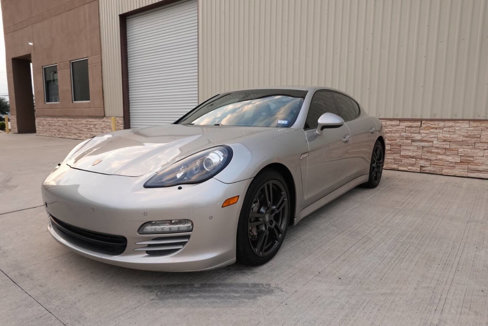 Used 2013 Porsche Panamera 4S image 1