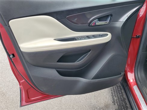 Used 2019 Buick Encore Essence image 8
