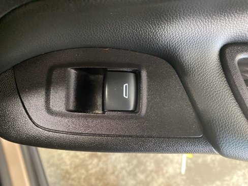 Used 2019 Chevrolet Equinox LT image 15
