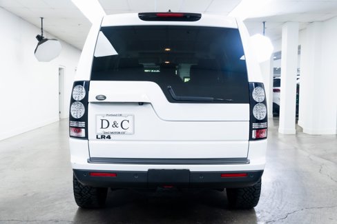 Used 2015 Land Rover LR4 HSE image 5