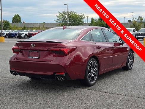 Used 2019 Toyota Avalon XSE image 5