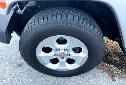 Used 2014 Jeep Wrangler Unlimited Sahara w/ Connectivity Group image 17